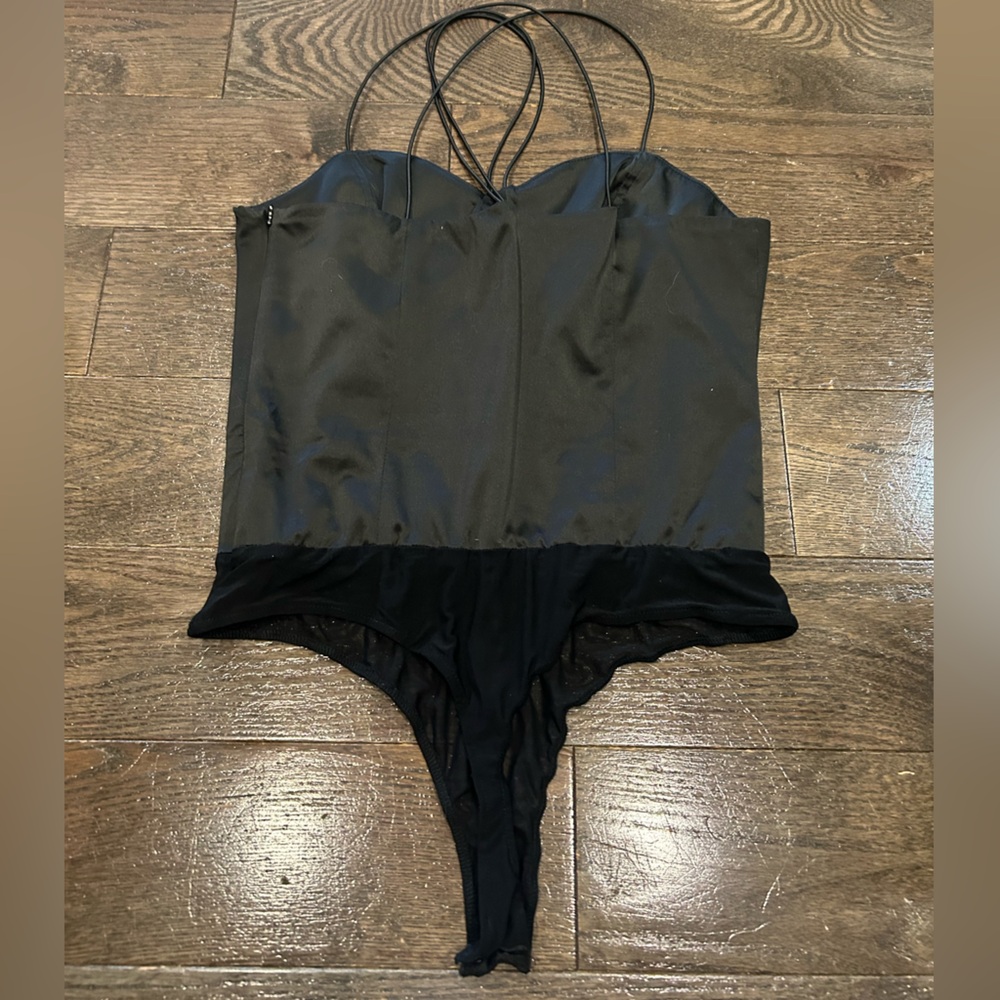 Lulus Bodysuit - Picture 2 of 2